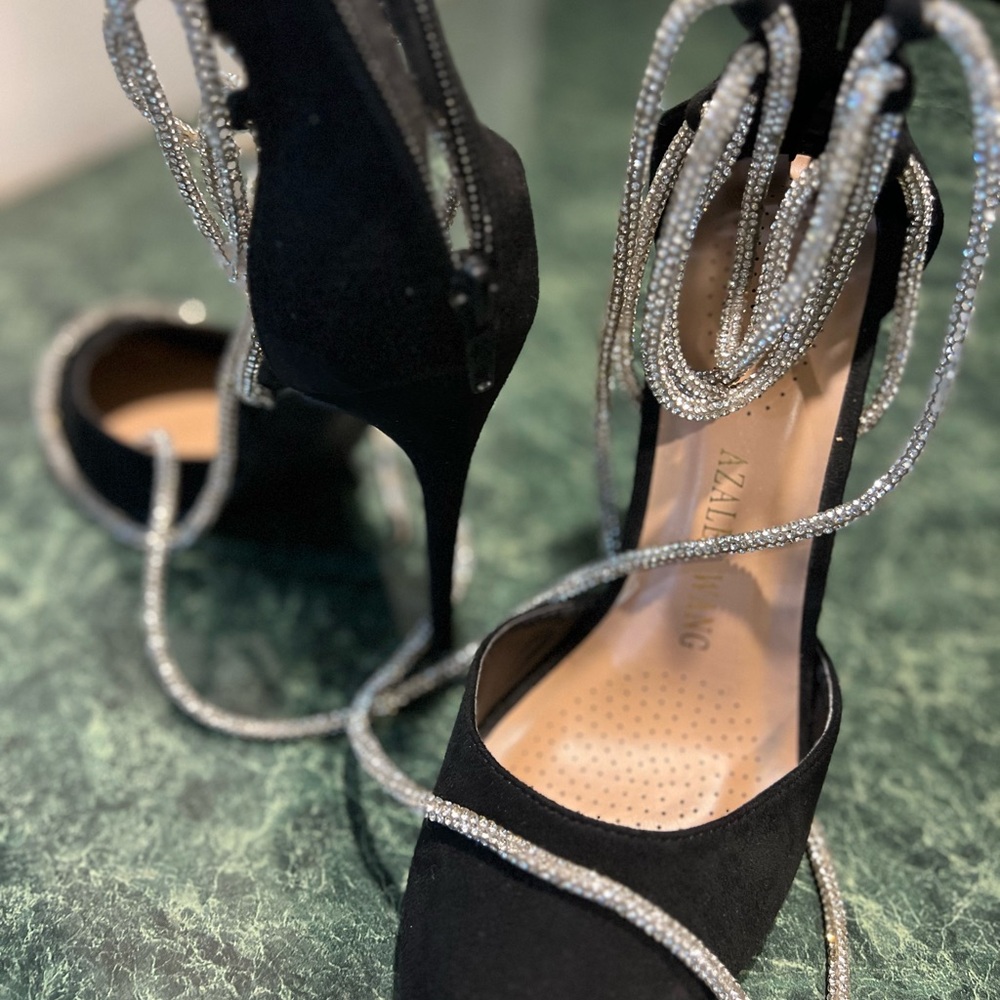 Azalea Wang Dazzling Black and Silver Women's Heels
